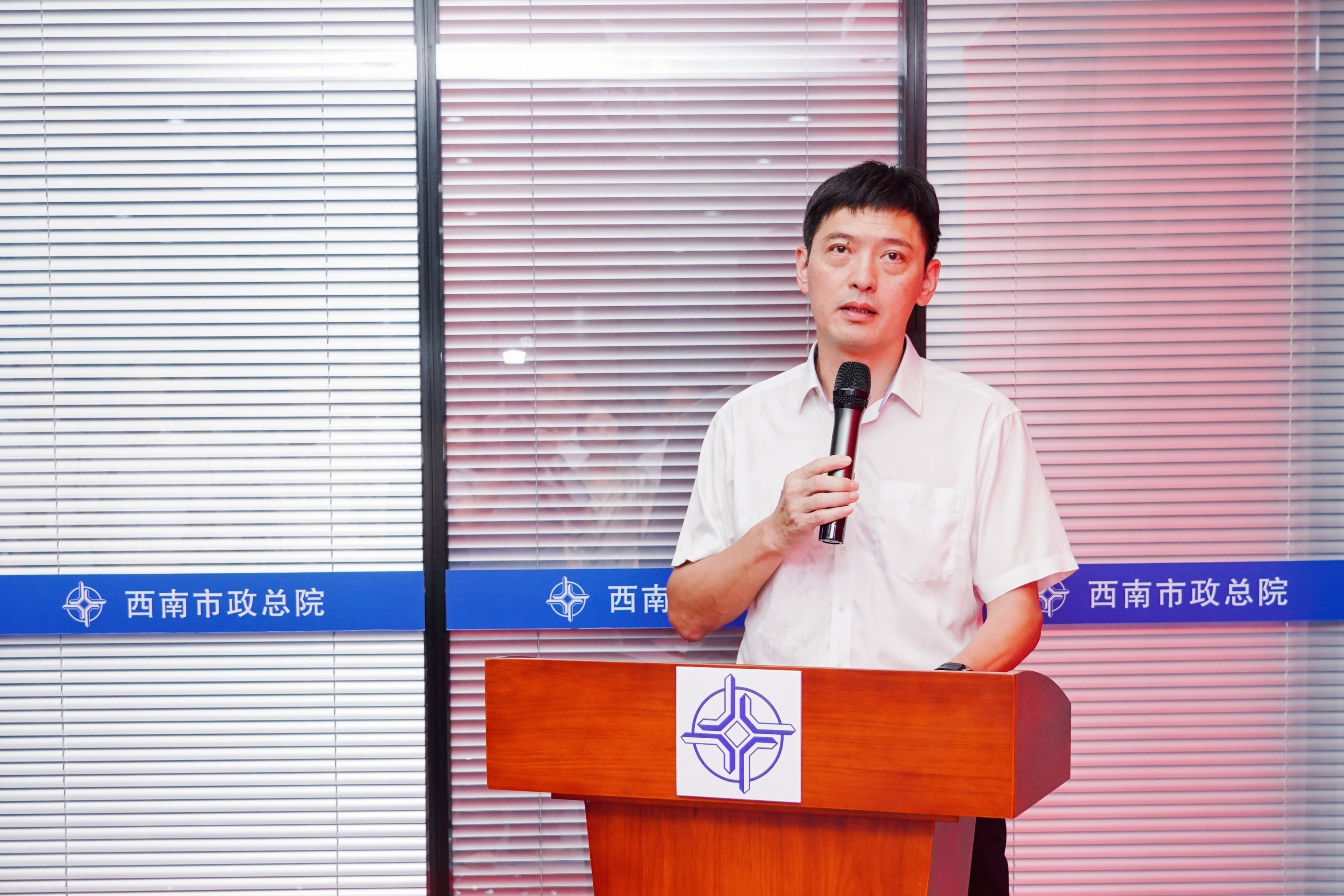 6ae1acf3b3d78df707f7a38c3a2d38f.jpg 6ae1acf3b3d78df707f7a38c3a2d38f.jpg