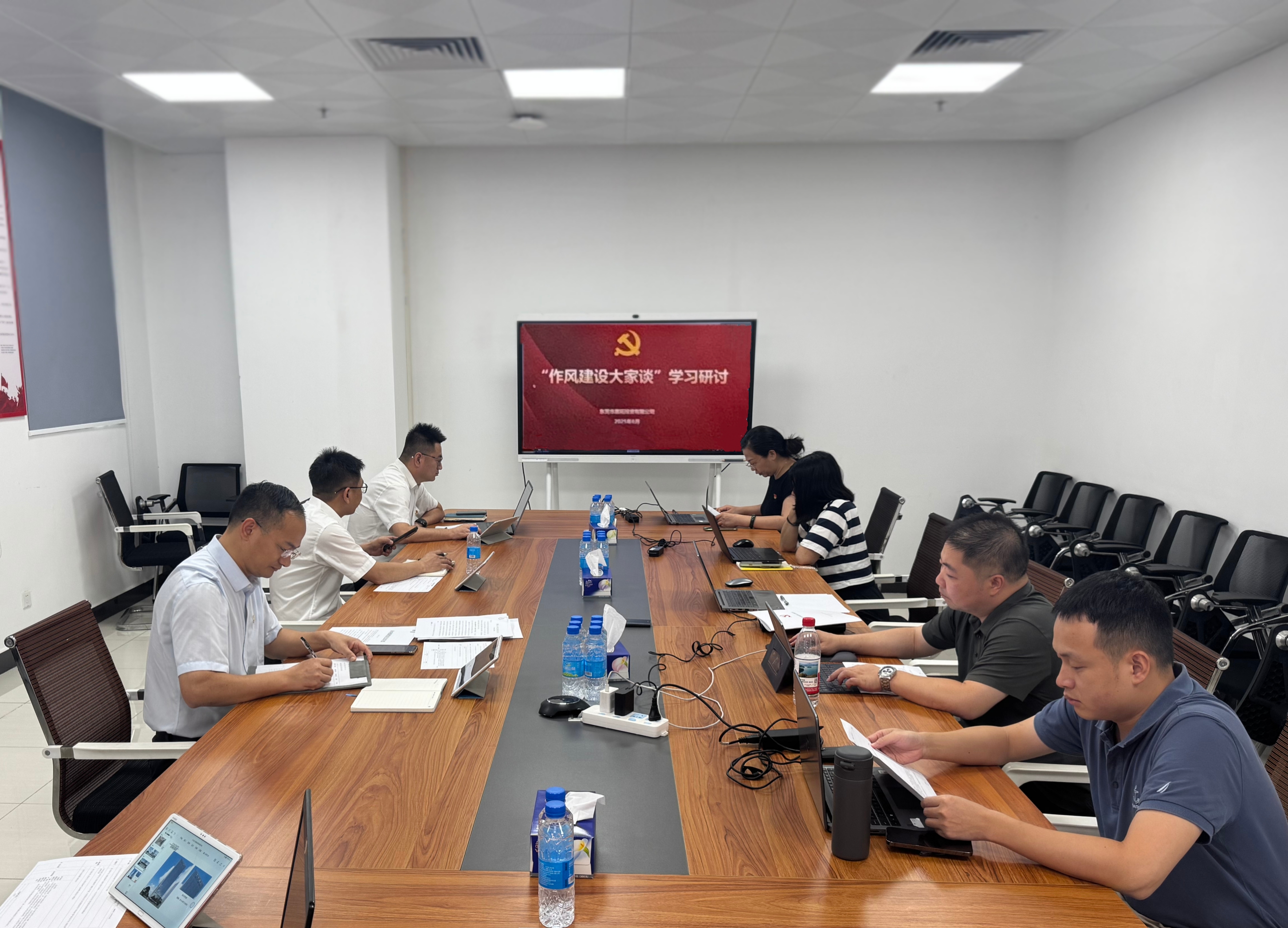 4. 置拓公司黨支部組織全體黨員及關鍵崗位干部開展分享交流。.jpg